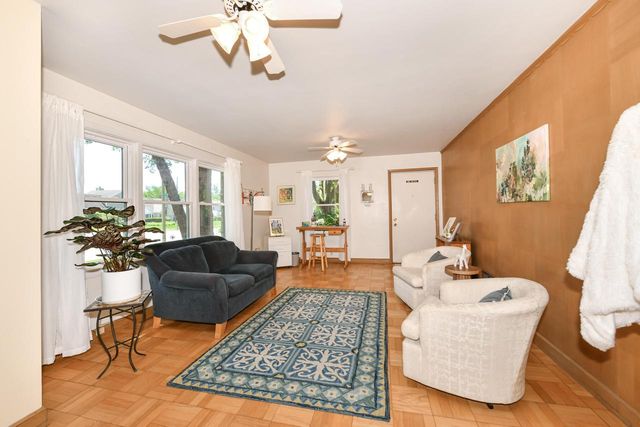 9740 W Center STREET, Milwaukee, WI 53222