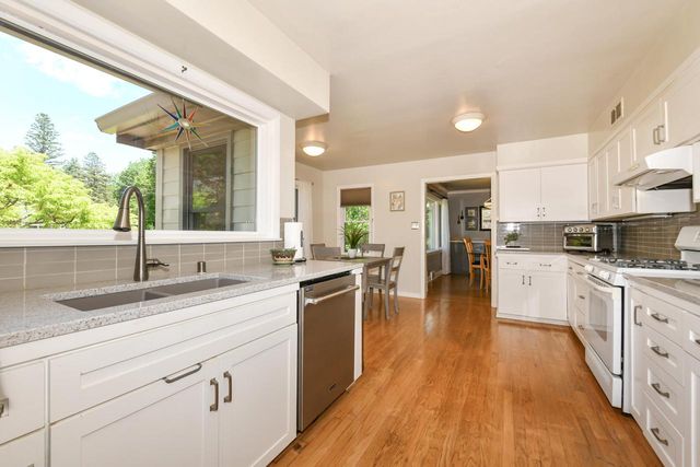9740 W Center STREET, Milwaukee, WI 53222