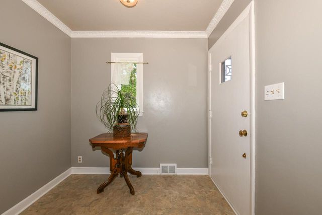 9740 W Center STREET, Milwaukee, WI 53222