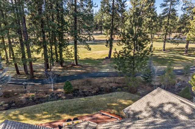 60749 Golf Village Loop, Bend, OR 97702