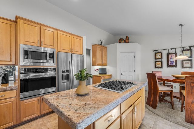 60749 Golf Village Loop, Bend, OR 97702