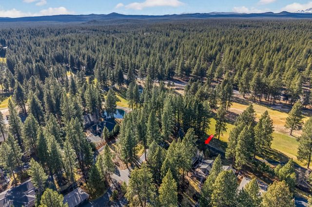 60749 Golf Village Loop, Bend, OR 97702