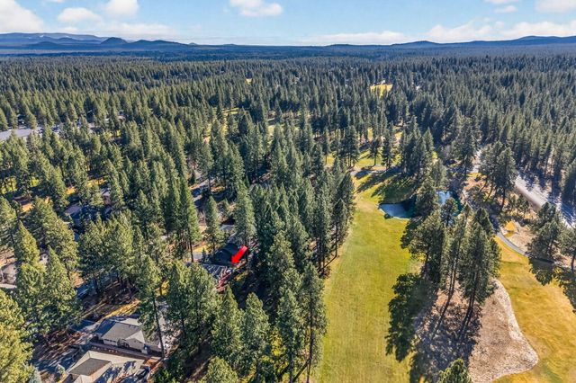 60749 Golf Village Loop, Bend, OR 97702