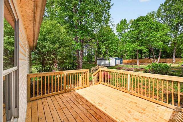 116 Middleton Avenue, Matthews, NC 28104