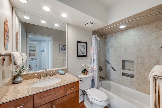 6745 Seacomber Dr 203, Port Aransas, TX 78373