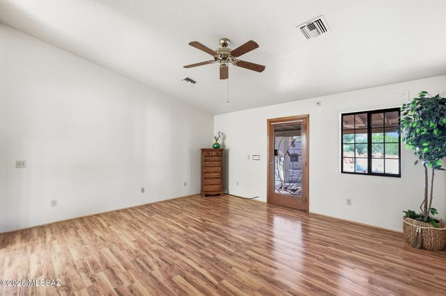 1430 W Via Ventajosa, Sahuarita, AZ 85629