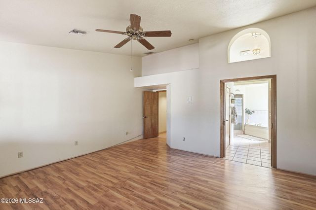 1430 W Via Ventajosa, Sahuarita, AZ 85629