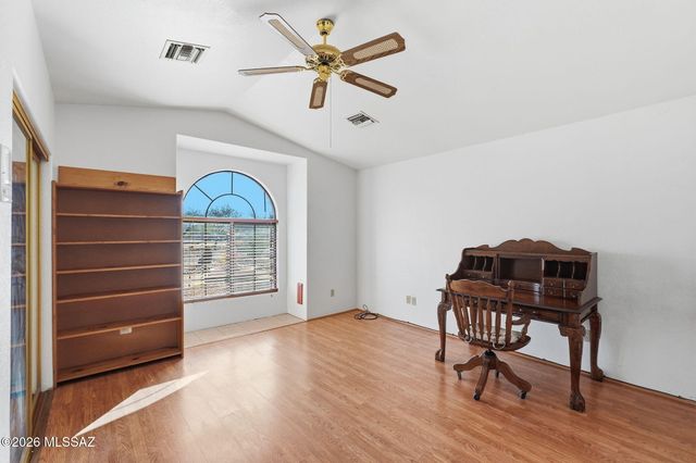 1430 W Via Ventajosa, Sahuarita, AZ 85629