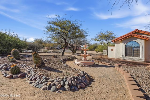1430 W Via Ventajosa, Sahuarita, AZ 85629