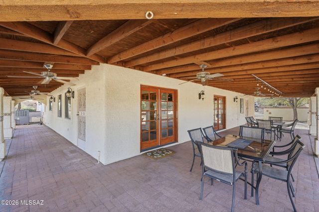 1430 W Via Ventajosa, Sahuarita, AZ 85629