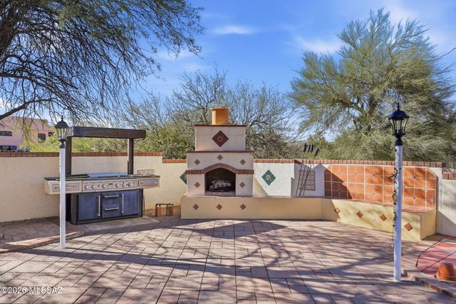 1430 W Via Ventajosa, Sahuarita, AZ 85629