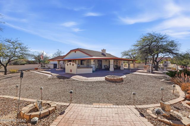 1430 W Via Ventajosa, Sahuarita, AZ 85629