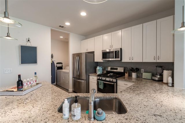 4702 Leslie Ave A, Austin, TX 78721
