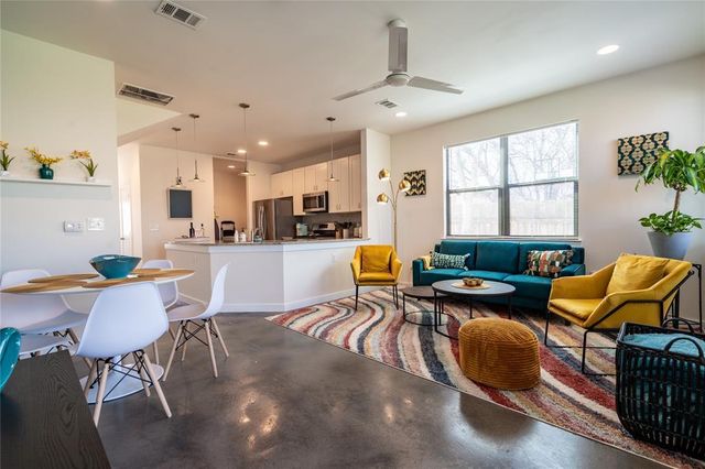 4702 Leslie Ave A, Austin, TX 78721
