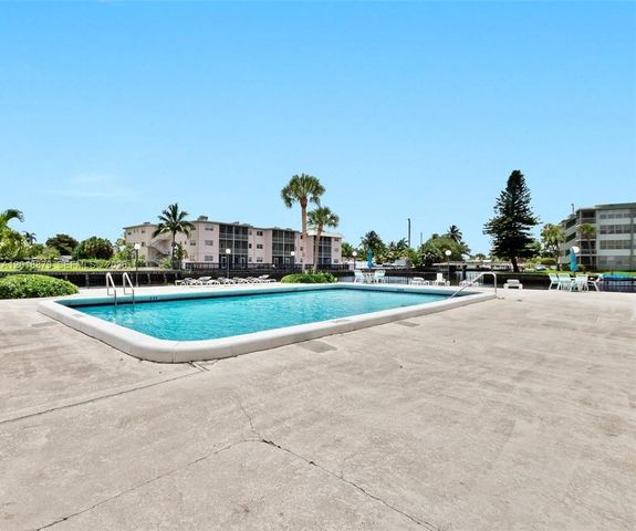 2771 Taft St 411, Hollywood, FL 33020