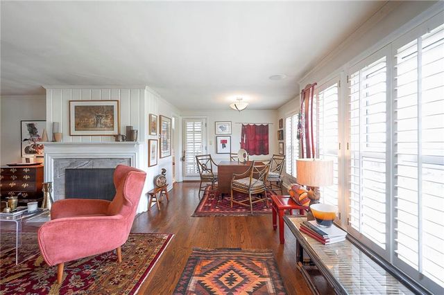 4712 W 77th Street, Prairie Village, KS 66208
