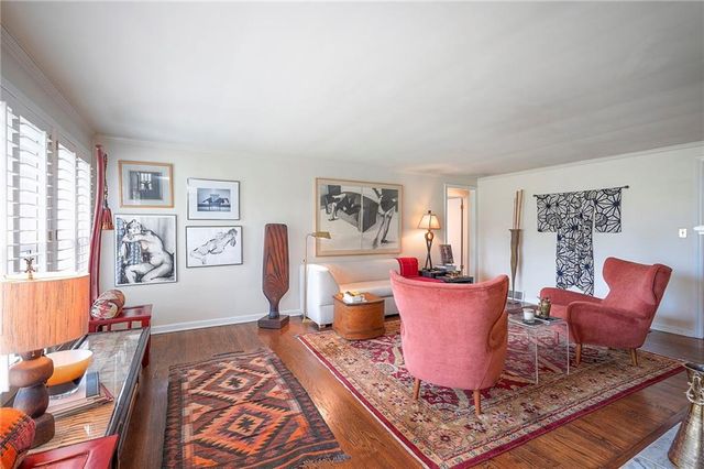 4712 W 77th Street, Prairie Village, KS 66208