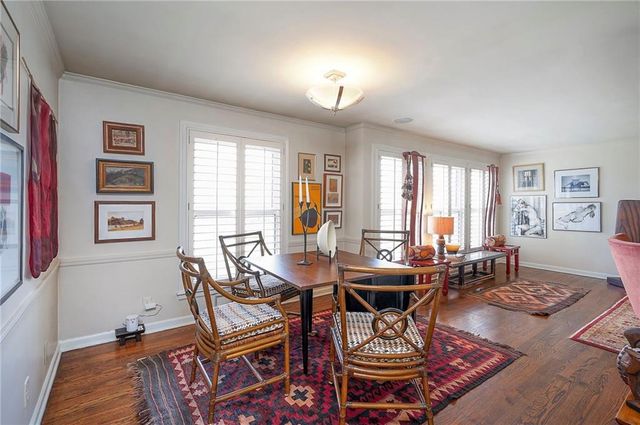 4712 W 77th Street, Prairie Village, KS 66208