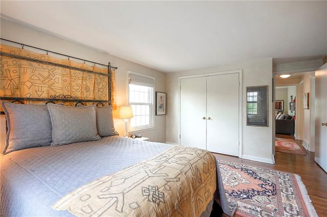 4712 W 77th Street, Prairie Village, KS 66208