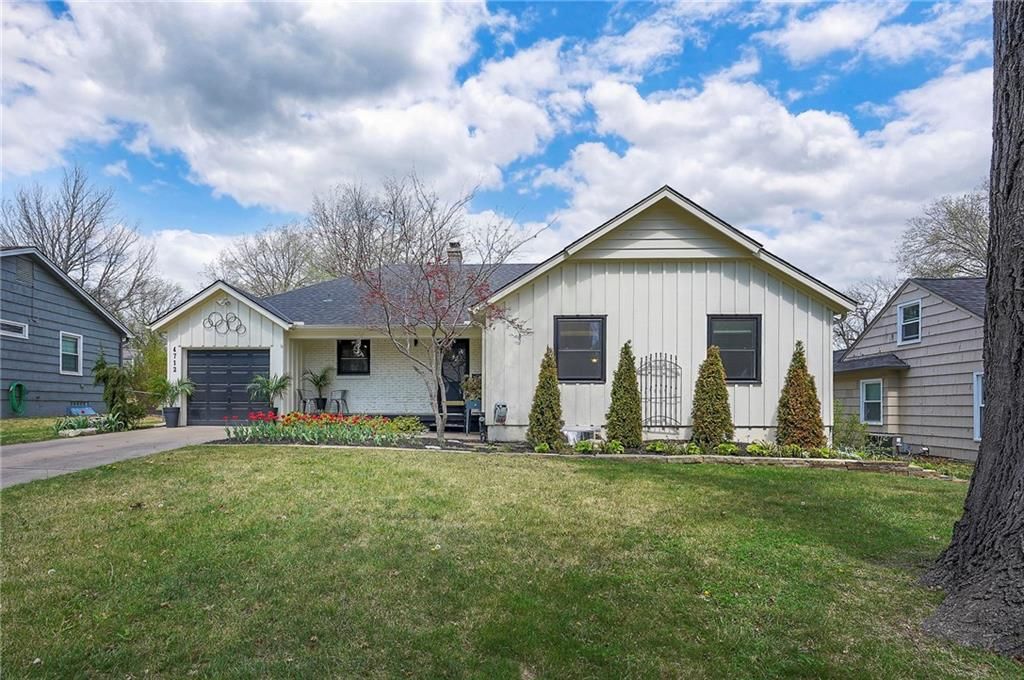 4712 W 77th Street, Prairie Village, KS 66208
