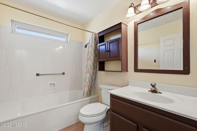 1741 E Chalk Creek Court, Oro Valley, AZ 85755