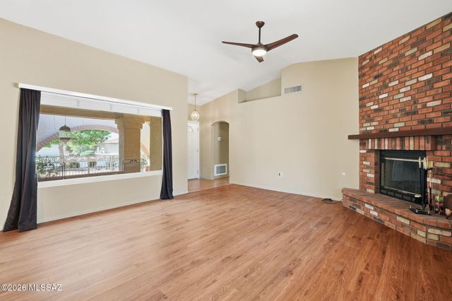 1741 E Chalk Creek Court, Oro Valley, AZ 85755