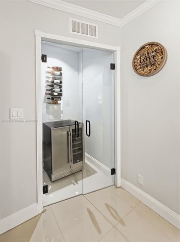 8695 SW 110th St, Miami, FL 33156