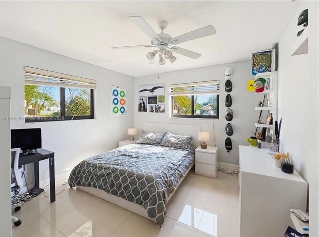 8695 SW 110th St, Miami, FL 33156