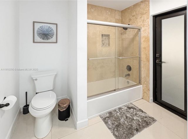 8695 SW 110th St, Miami, FL 33156