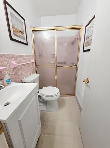 8695 SW 110th St, Miami, FL 33156