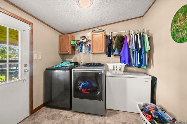 32324 Lockslie Dr, Denham Springs, LA 70706