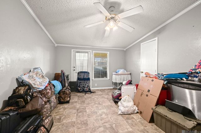 32324 Lockslie Dr, Denham Springs, LA 70706