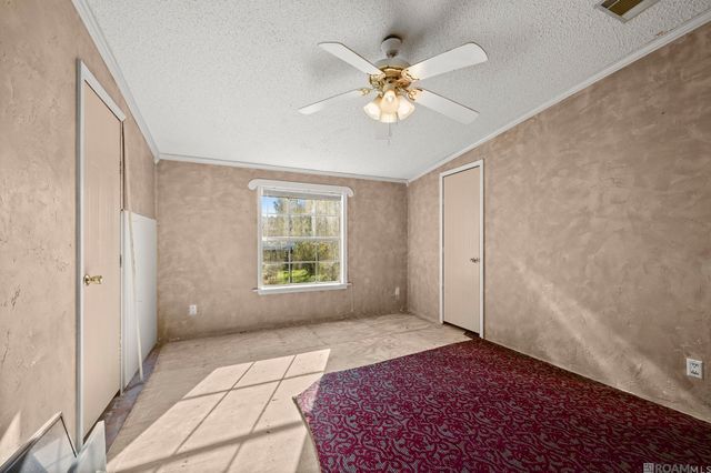 32324 Lockslie Dr, Denham Springs, LA 70706