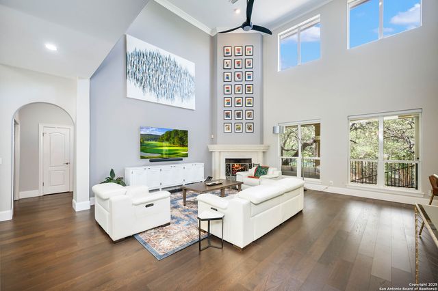 12415 winding, San Antonio, TX 78230