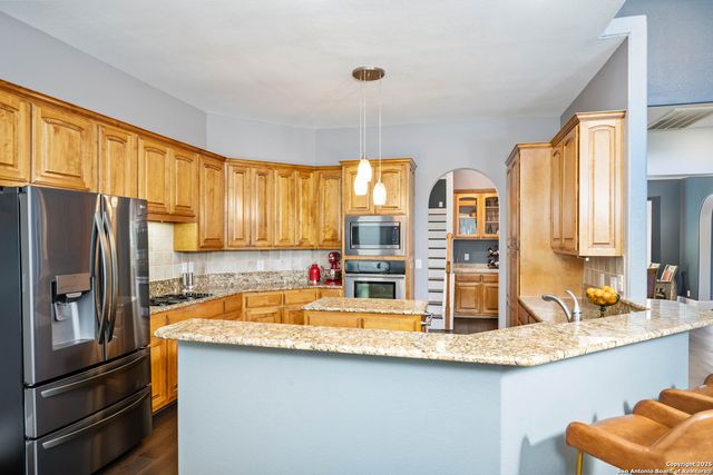 12415 winding, San Antonio, TX 78230