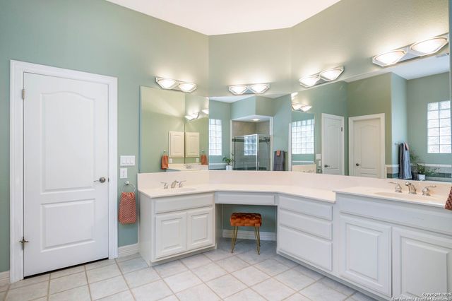 12415 winding, San Antonio, TX 78230