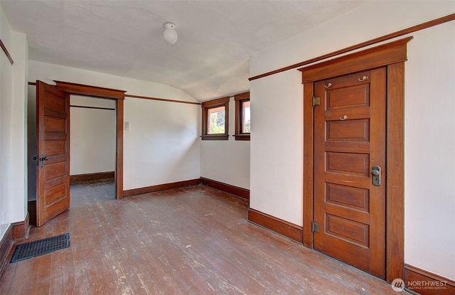 3521 L Street, Vancouver, WA 98663