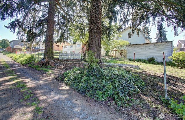 3521 L Street, Vancouver, WA 98663