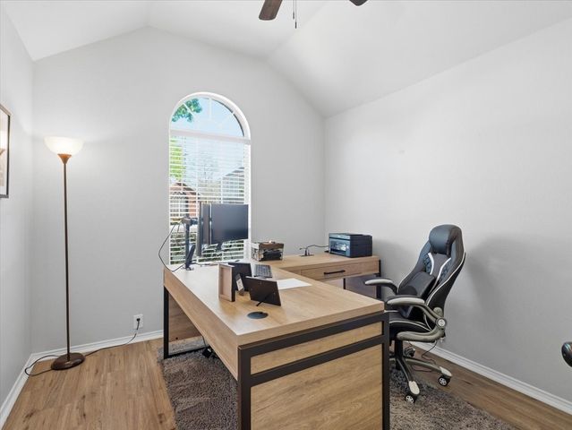 1316 Pelham Lane, Lewisville, TX 75077