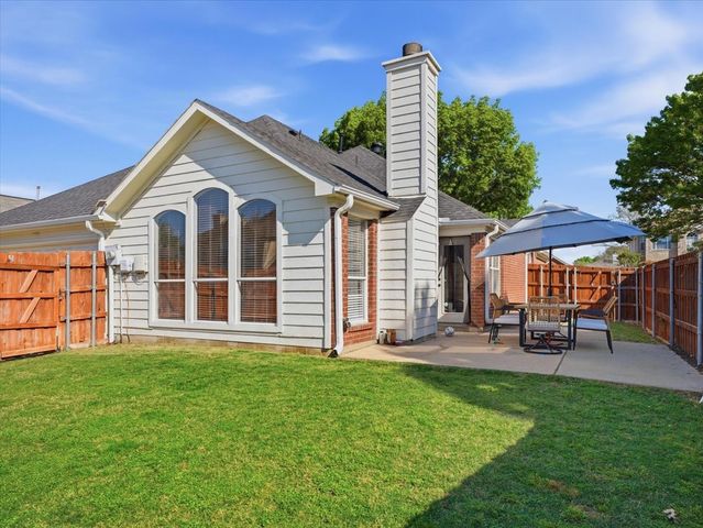 1316 Pelham Lane, Lewisville, TX 75077