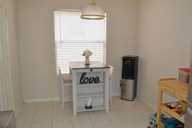 121 Golfview Drive, Conroe, TX 77356