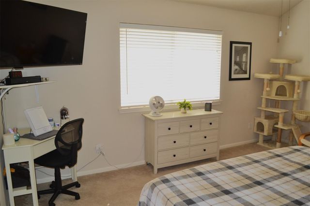 121 Golfview Drive, Conroe, TX 77356