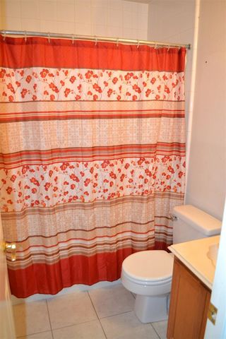 121 Golfview Drive, Conroe, TX 77356