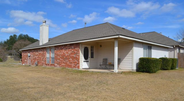 121 Golfview Drive, Conroe, TX 77356