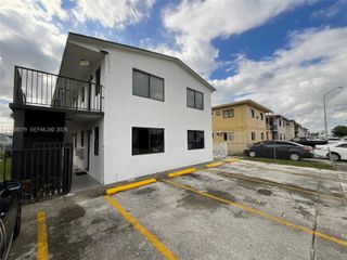 110 W 26th St 6, Hialeah, FL 33010
