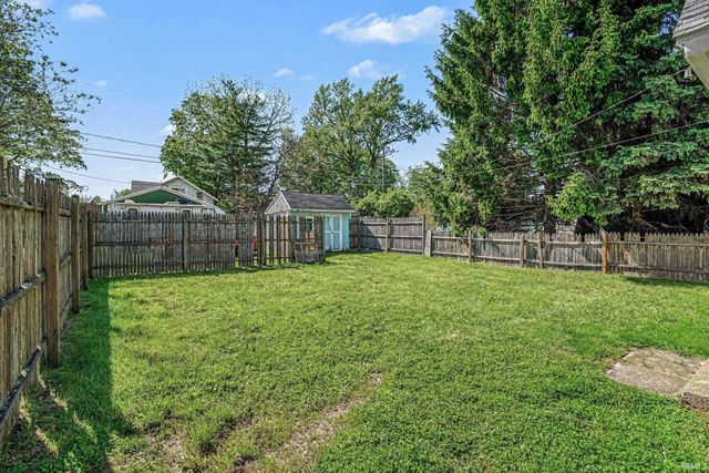 107 N Grand Boulevard, Osceola, IN 46561