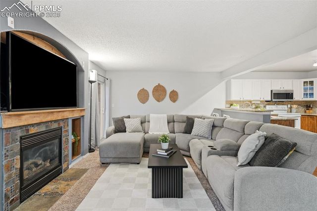 5027 Sweetgrass Lane, Colorado Springs, CO 80922