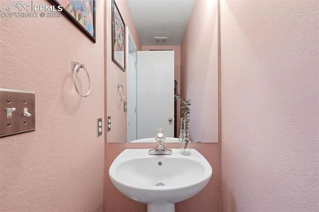 5027 Sweetgrass Lane, Colorado Springs, CO 80922