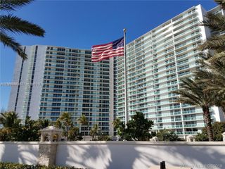 100 Bayview Dr 1428, Sunny Isles Beach, FL 33160