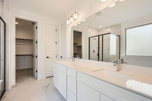 1208 Legends LN, Georgetown, TX 78628